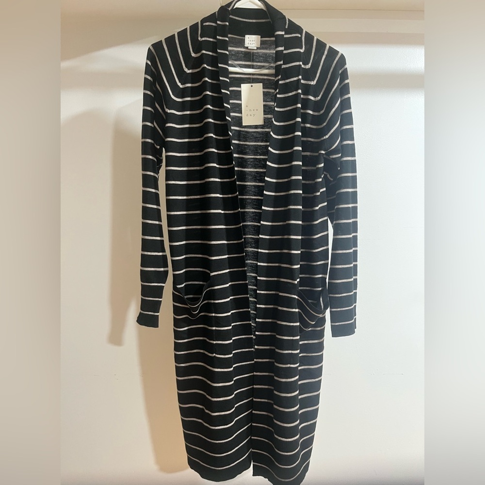 A New Day Women  Cardigan Sweater Black and Taupe Stripe  XS.    NWT